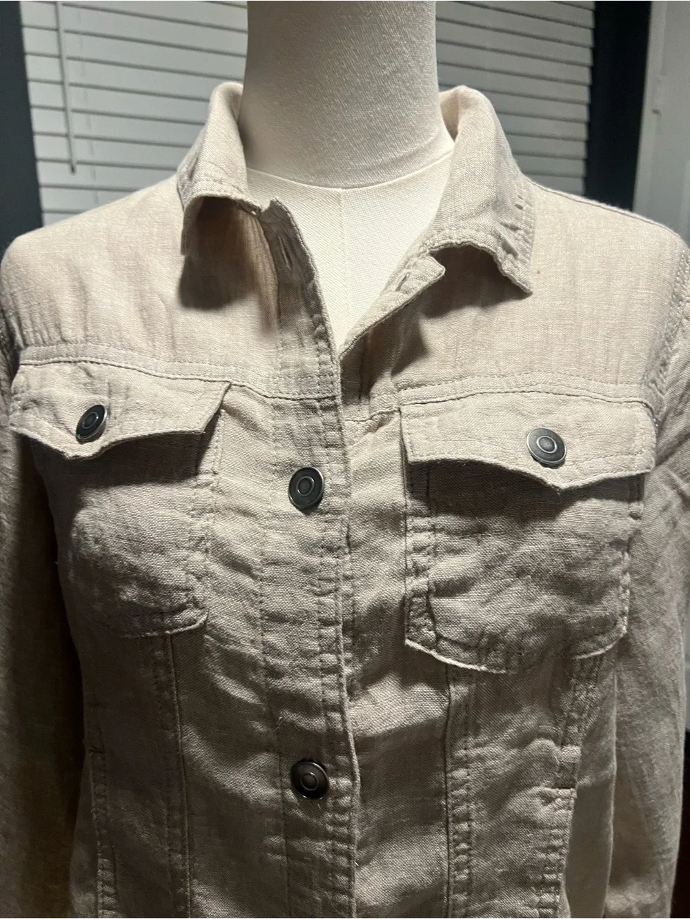 Jones New York linen lightweight